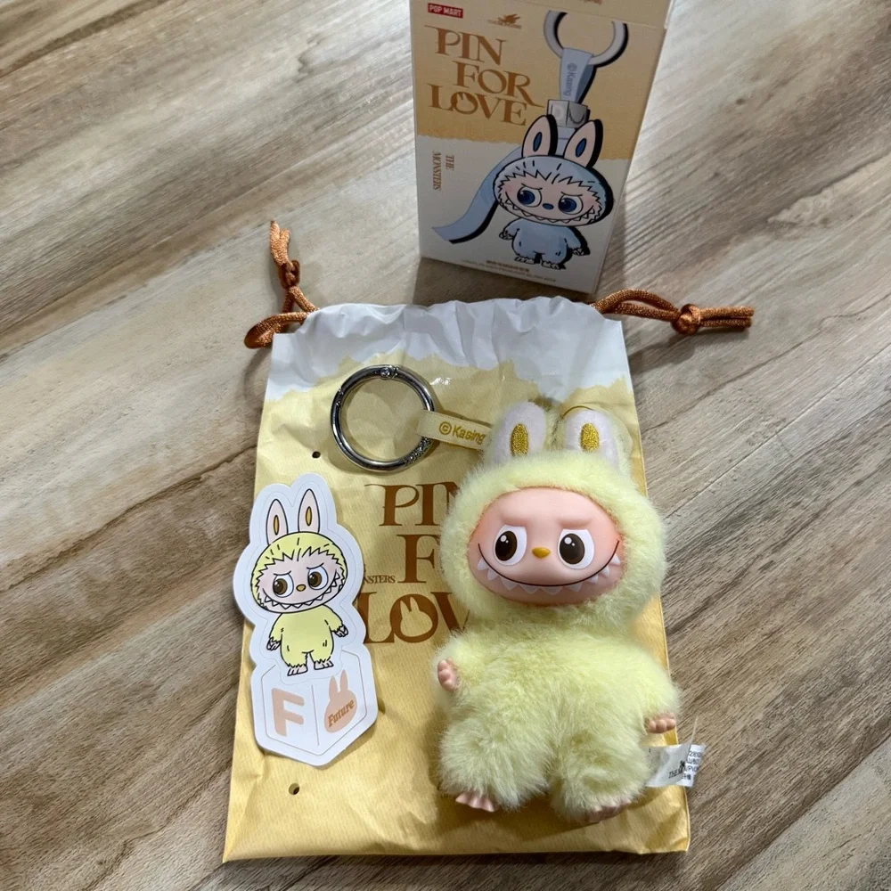 Pin For Love Labubu (LETTER “F”) Pop Mart The Monsters - 100% AUTHENTIC - Picture 3 of 10